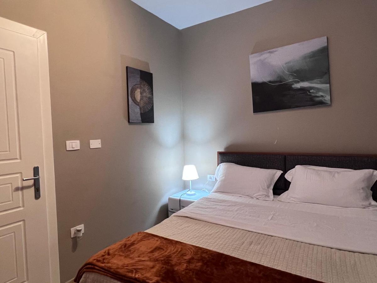 שקודר Bobi Hotel מראה חיצוני תמונה