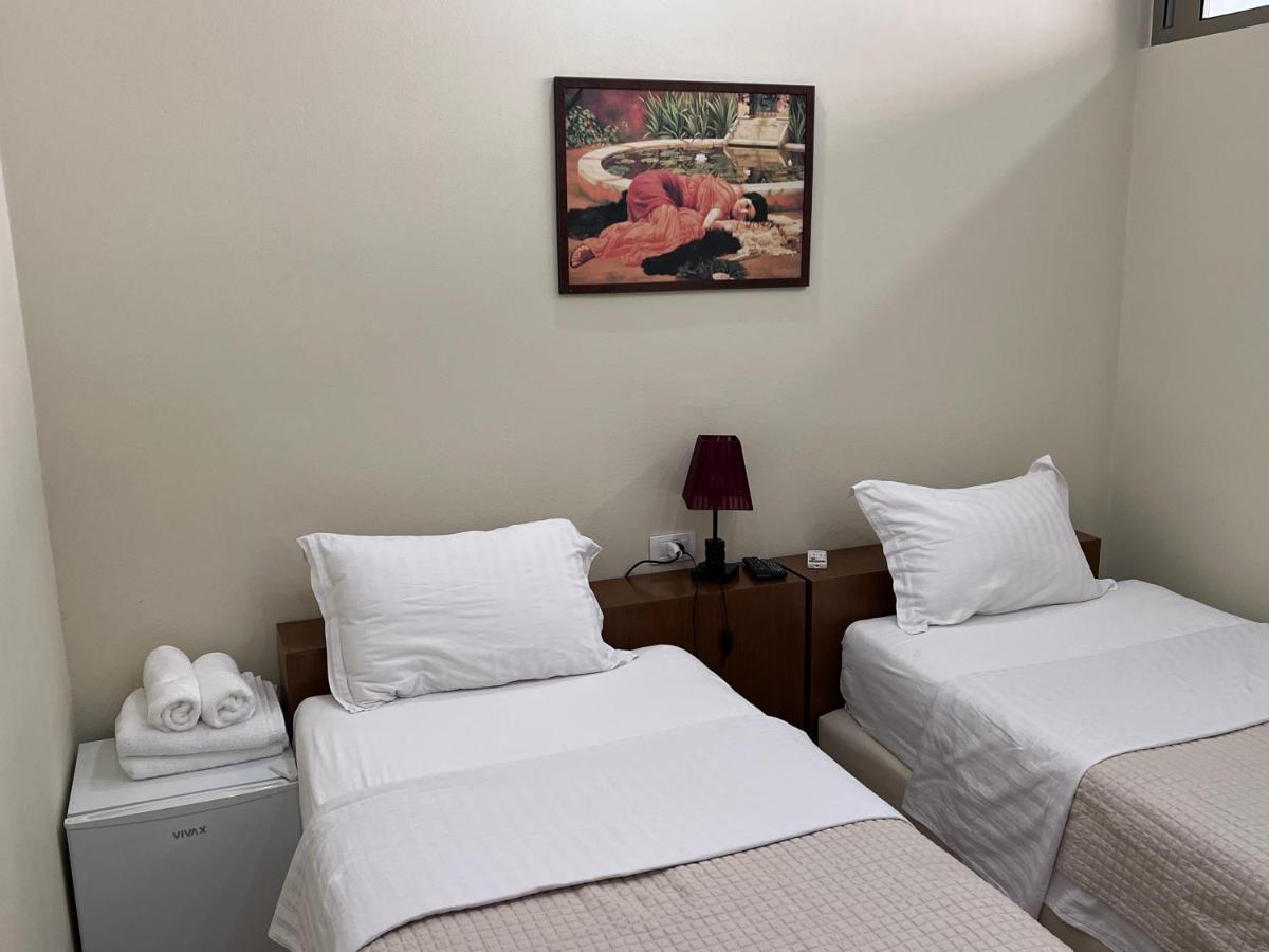 שקודר Bobi Hotel מראה חיצוני תמונה
