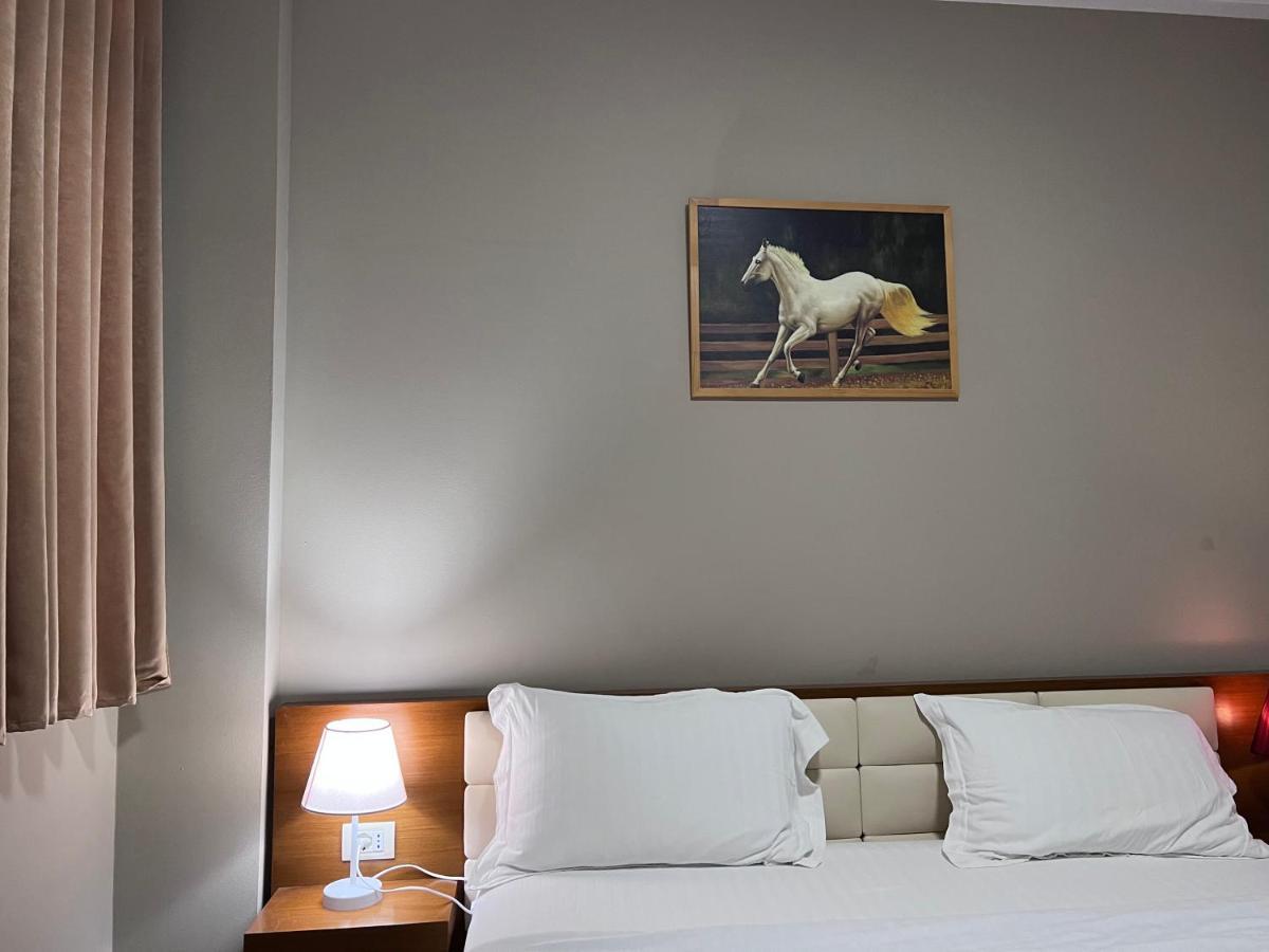 שקודר Bobi Hotel מראה חיצוני תמונה