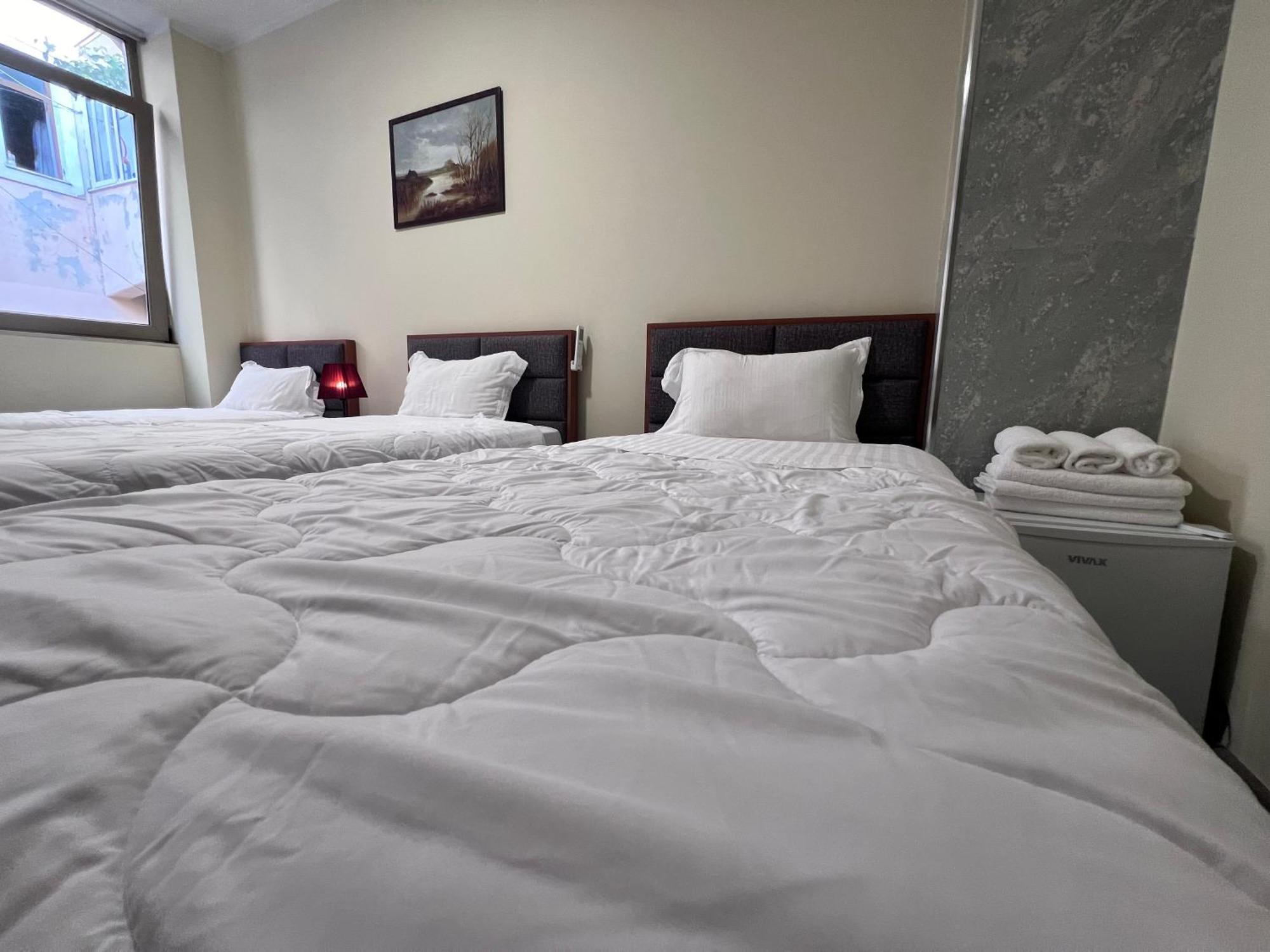 שקודר Bobi Hotel מראה חיצוני תמונה
