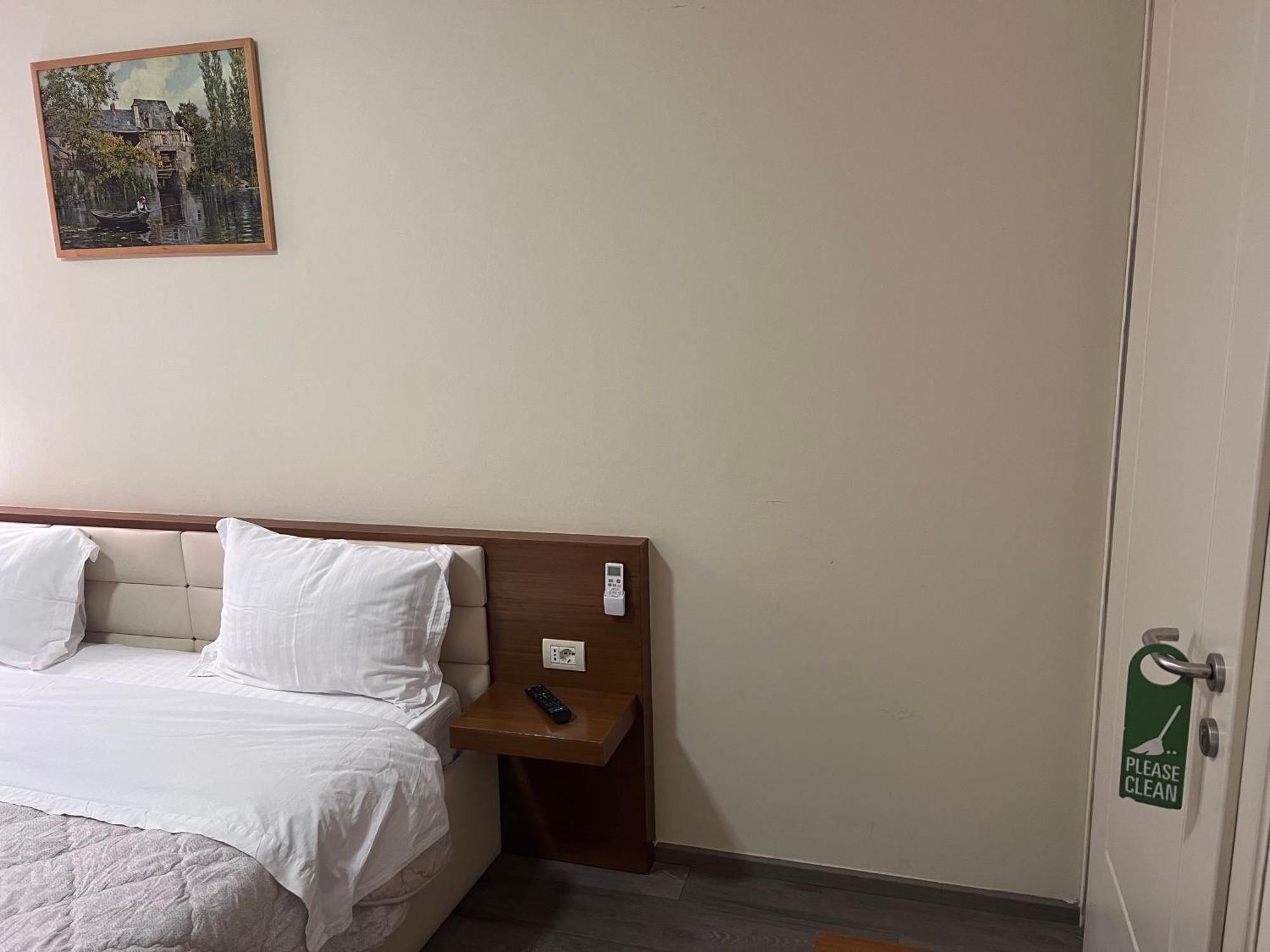 שקודר Bobi Hotel מראה חיצוני תמונה