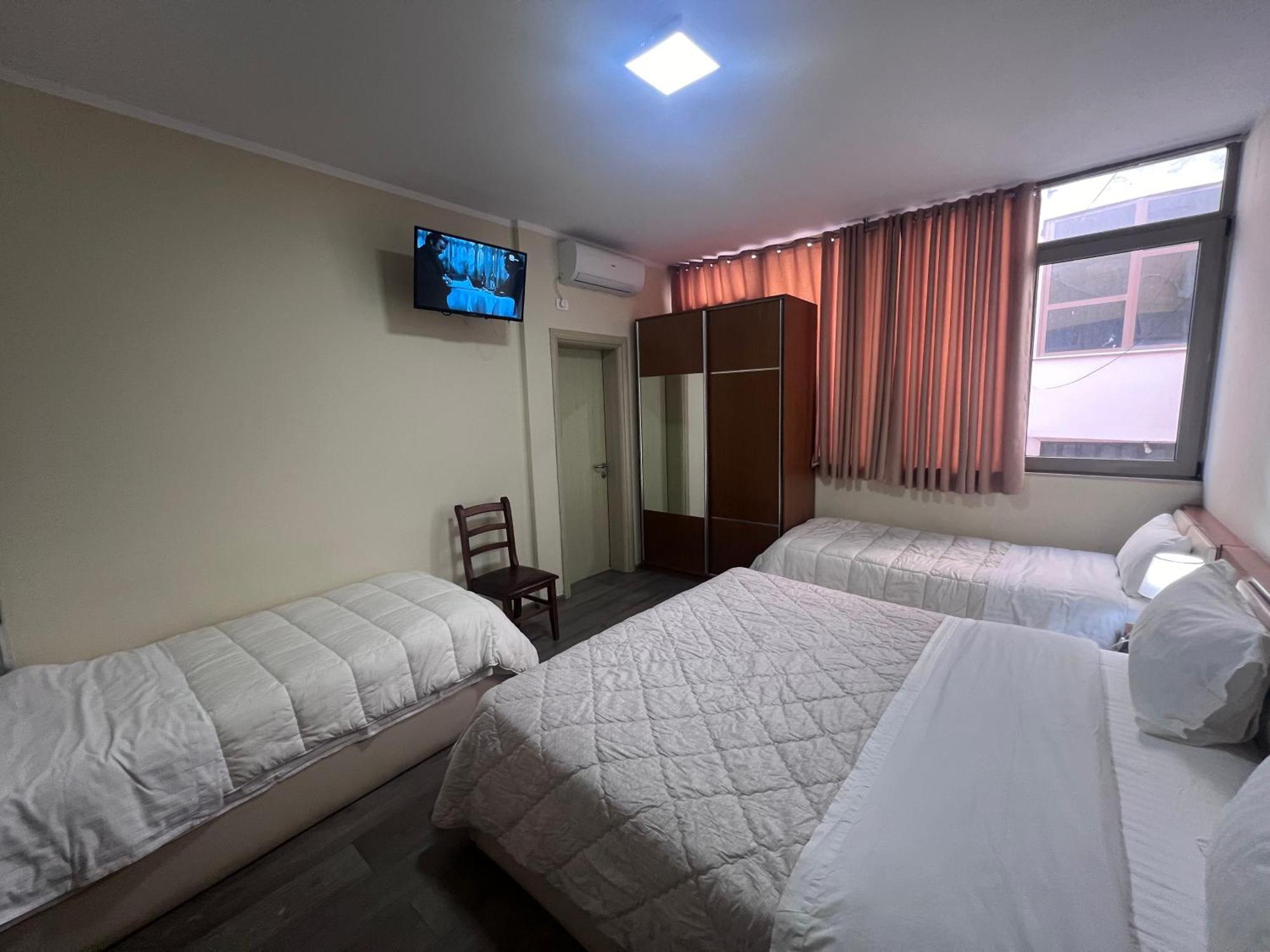 שקודר Bobi Hotel מראה חיצוני תמונה